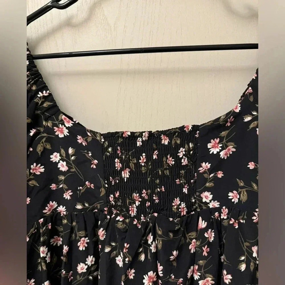 WAYF Floral Tiered Long Sleeve Black Pink Puff Sleeve Mini Dress Worn Once! - Picture 3 of 9